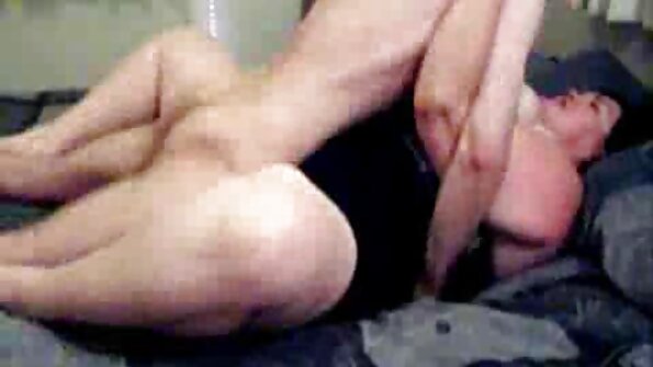 Gay latino Juan Fund nevasta se fute cu doi